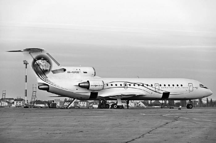 Иллюстрация к книге — Неизвестный Яковлев. "Железный" авиаконструктор [neizyak_1672_img_285.jpg]