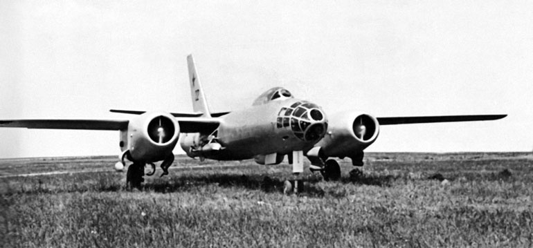 Иллюстрация к книге — Неизвестный Ильюшин. Триумфы отечественного авиапрома [i_066.jpg]