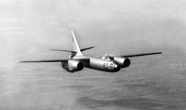 Иллюстрация к книге — Неизвестный Ильюшин. Триумфы отечественного авиапрома [i_070.jpg]