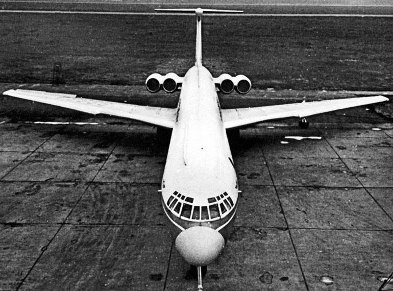 Иллюстрация к книге — Неизвестный Ильюшин. Триумфы отечественного авиапрома [i_130.jpg]