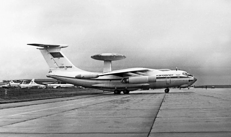 Иллюстрация к книге — Неизвестный Ильюшин. Триумфы отечественного авиапрома [i_151.jpg]