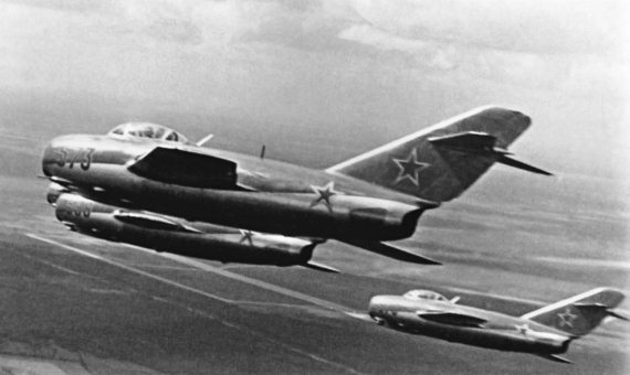 Иллюстрация к книге — Неизвестный "МиГ". Гордость советского авиапрома [i_055.jpg]