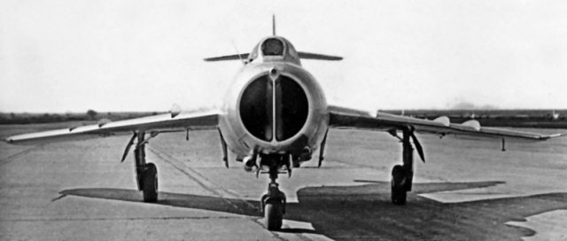 Иллюстрация к книге — Неизвестный "МиГ". Гордость советского авиапрома [i_069.jpg]