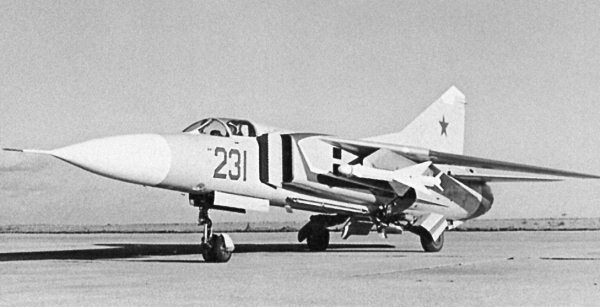 Иллюстрация к книге — Неизвестный "МиГ". Гордость советского авиапрома [i_125.jpg]