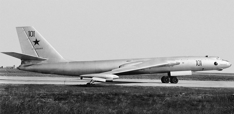 Иллюстрация к книге — Мясищев. Неудобный гений. Забытые победы советской авиации [i_053.jpg]