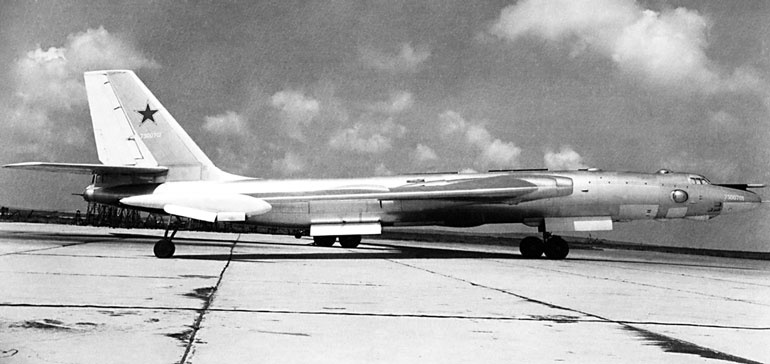 Иллюстрация к книге — Мясищев. Неудобный гений. Забытые победы советской авиации [i_067.jpg]