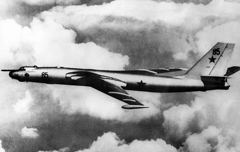 Иллюстрация к книге — Мясищев. Неудобный гений. Забытые победы советской авиации [i_080.jpg]