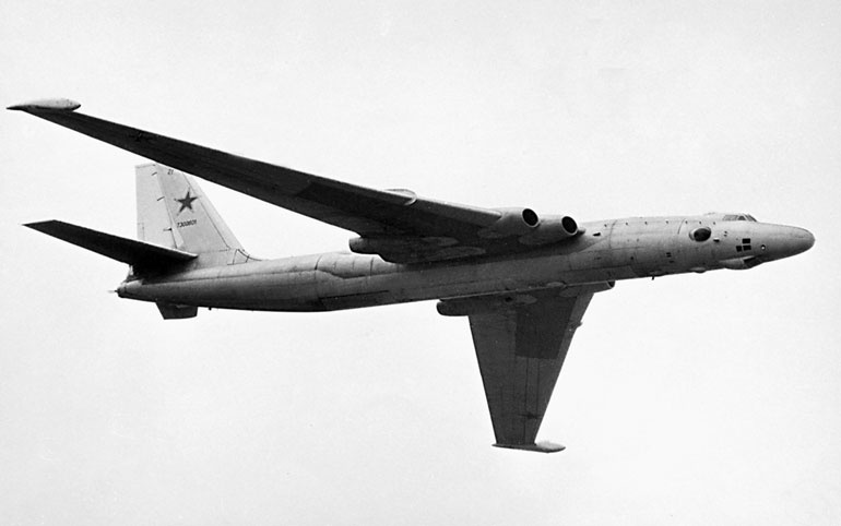 Иллюстрация к книге — Мясищев. Неудобный гений. Забытые победы советской авиации [i_081.jpg]