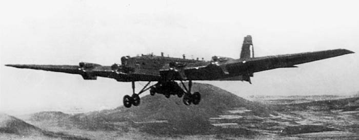 Иллюстрация к книге — Боевые самолеты Туполева [bsamtyp1_img_021.jpg]