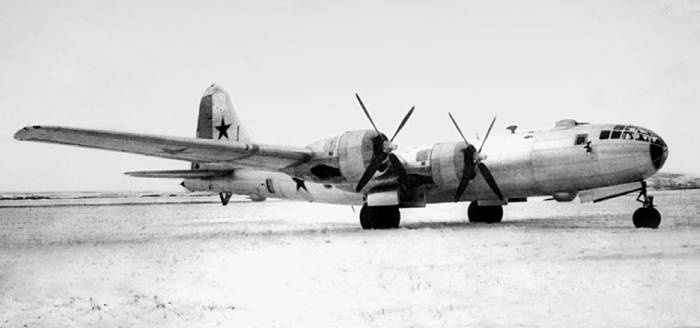 Иллюстрация к книге — Боевые самолеты Туполева [bsamtyp1_img_092.jpg]