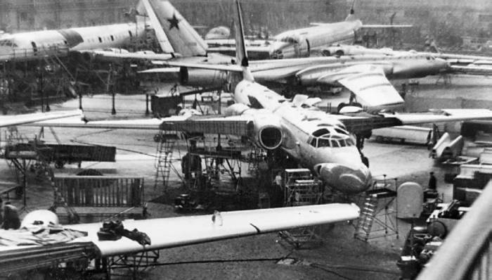 Иллюстрация к книге — Боевые самолеты Туполева [bsamtyp1_img_121.jpg]