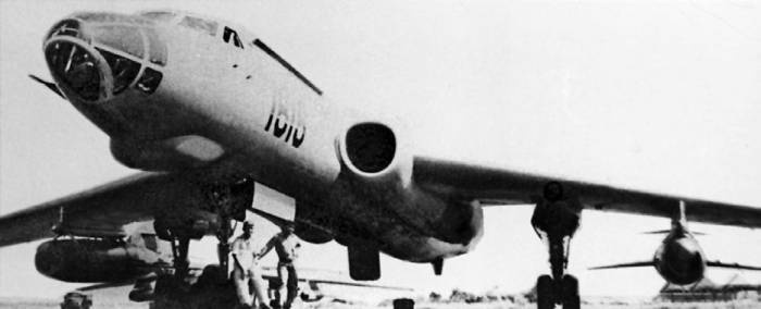 Иллюстрация к книге — Боевые самолеты Туполева [bsamtyp1_img_128.jpg]