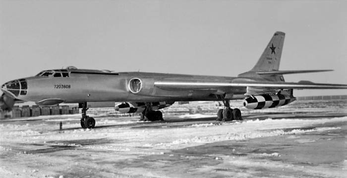 Иллюстрация к книге — Боевые самолеты Туполева [bsamtyp1_img_130.jpg]