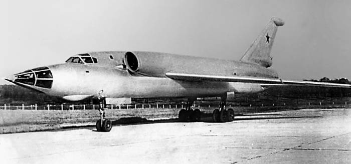 Иллюстрация к книге — Боевые самолеты Туполева [bsamtyp1_img_135.jpg]