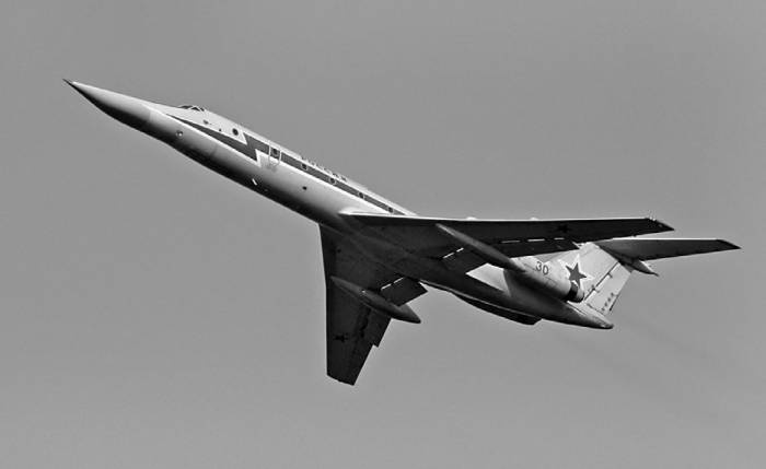 Иллюстрация к книге — Боевые самолеты Туполева [bsamtyp1_img_148.jpg]