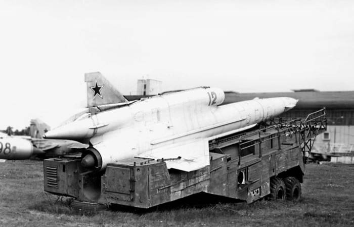 Иллюстрация к книге — Боевые самолеты Туполева [bsamtyp1_img_175.jpg]