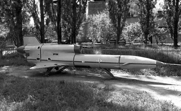 Иллюстрация к книге — Боевые самолеты Туполева [bsamtyp1_img_176.jpg]