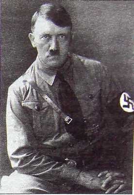 Иллюстрация к книге — Мишель Нострадамус. Заглянувший в грядущее [i_015.jpg]