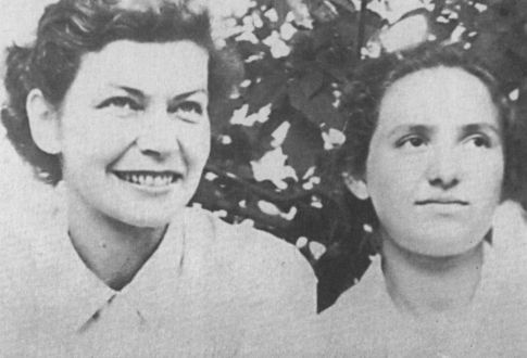 Иллюстрация к книге — Я видела детство и юность XX века [i_040.jpg]