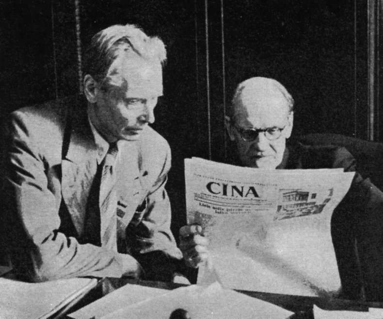 Иллюстрация к книге — Художник Оскар Рабин. Запечатленная судьба [b00000082.png.jpg]