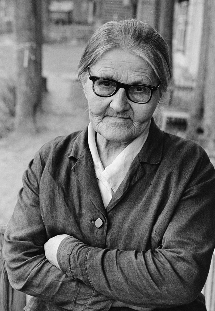 Иллюстрация к книге — Художник Оскар Рабин. Запечатленная судьба [b00000106.png.jpg]