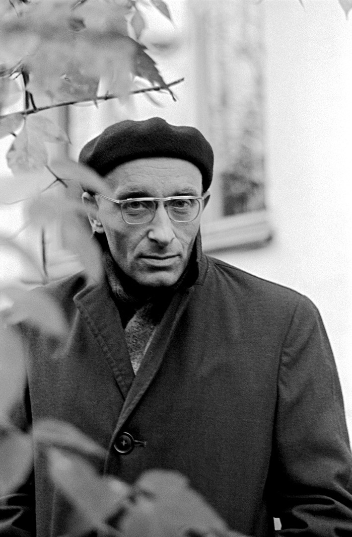 Иллюстрация к книге — Художник Оскар Рабин. Запечатленная судьба [b00000188.png.jpg]