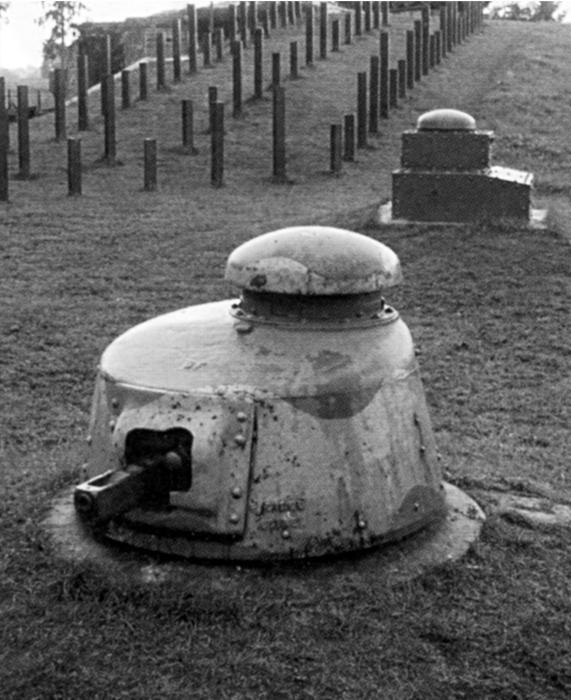 Иллюстрация к книге — Все укрепрайоны и оборонительные линии Второй Мировой [i_011.jpg]