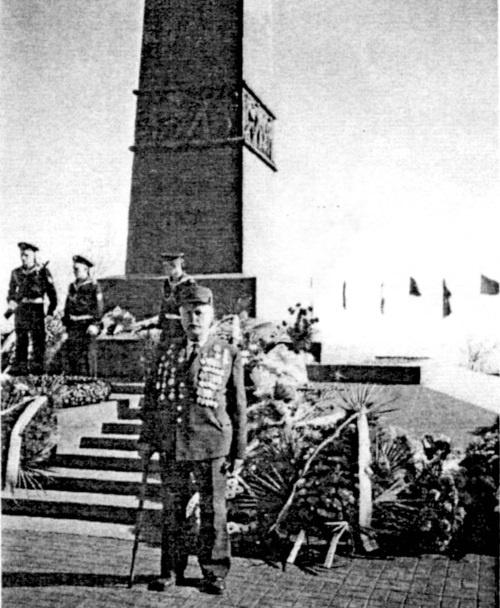 Иллюстрация к книге — 891 день в пехоте [i_095.jpg]