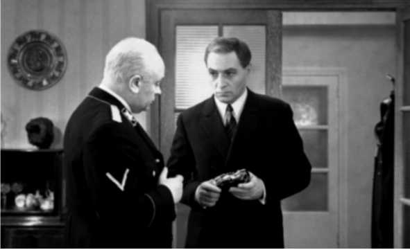 Иллюстрация к книге — Шпионский арсенал. История оперативной техники спецслужб [image119.jpg]