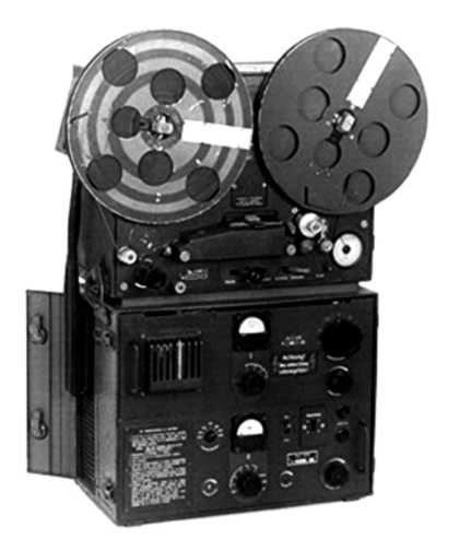 Иллюстрация к книге — Шпионский арсенал. История оперативной техники спецслужб [image123.jpg]