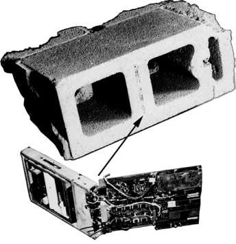 Иллюстрация к книге — Шпионский арсенал. История оперативной техники спецслужб [image175.jpg]