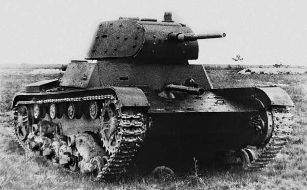 Иллюстрация к книге — Зимняя война: «Ломят танки широкие просеки» [block_001320_page_052_image_0001.jpg]