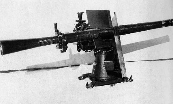 Иллюстрация к книге — Зимняя война: «Ломят танки широкие просеки» [block_001320_page_061_image_0001.jpg]