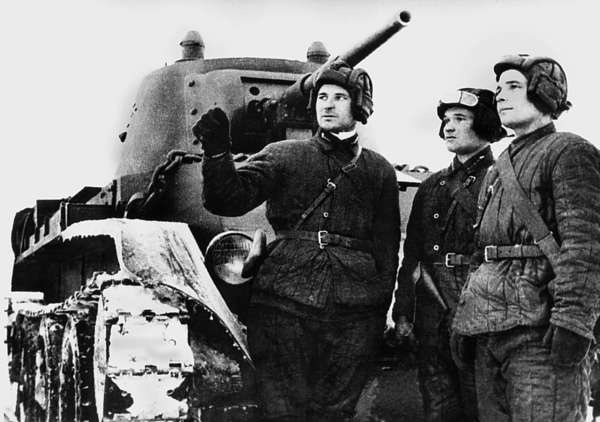 Иллюстрация к книге — Зимняя война: «Ломят танки широкие просеки» [block_001320_page_151_image_0001.jpg]