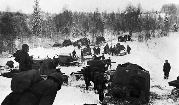 Иллюстрация к книге — Зимняя война: «Ломят танки широкие просеки» [block_001320_page_197_image_0001.jpg]