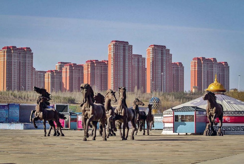 Иллюстрация к книге — Белый медведь в стране драконов [_095.jpg]