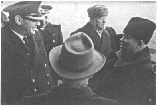 Иллюстрация к книге — Военно-морской шпионаж. История противостояния [i_006.jpg]