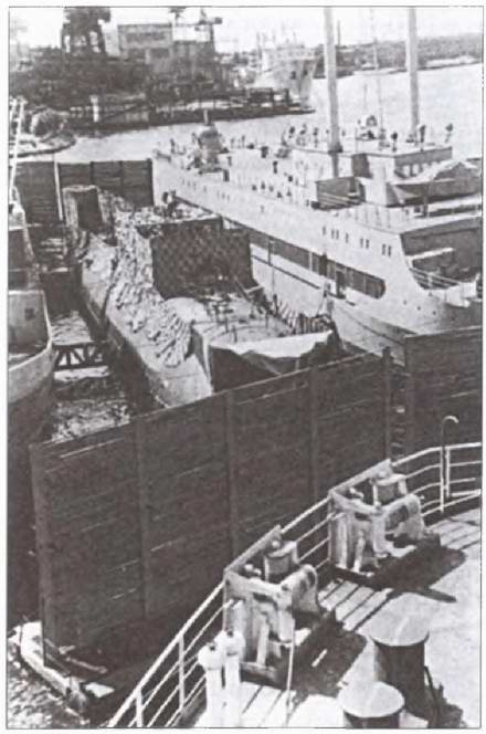 Иллюстрация к книге — Военно-морской шпионаж. История противостояния [i_028.jpg]