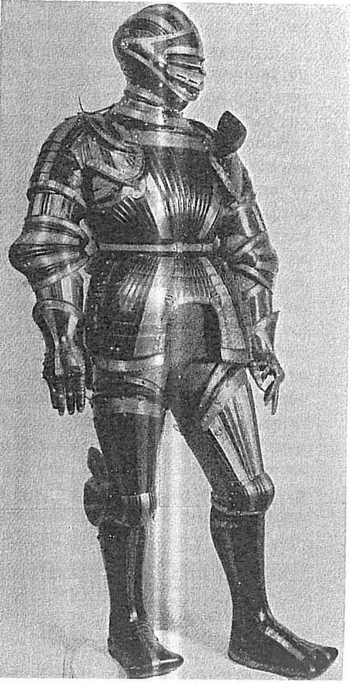 Иллюстрация к книге — Рыцарские доспехи Европы. Универсальный обзор музейных коллекций [p25.jpg]