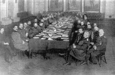 Иллюстрация к книге — Российские юнкера. 1864-1917 гг. История военных училищ [i_006.jpg]