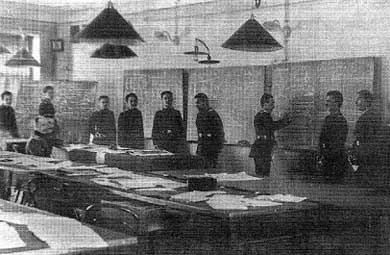 Иллюстрация к книге — Российские юнкера. 1864-1917 гг. История военных училищ [i_017.jpg]