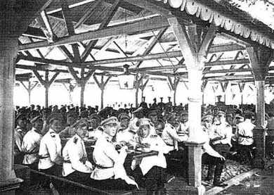 Иллюстрация к книге — Российские юнкера. 1864-1917 гг. История военных училищ [i_048.jpg]