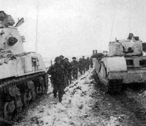 Иллюстрация к книге — Британская армия. 1939-1945. Северо-Западная Европа [i_028.jpg]