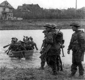 Иллюстрация к книге — Британская армия. 1939-1945. Северо-Западная Европа [i_029.jpg]