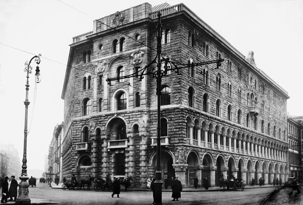 Иллюстрация к книге — Рестораны, трактиры, чайные. Из истории общественного питания в Петербурге. XVIII - начало XX века [i_036.jpg]