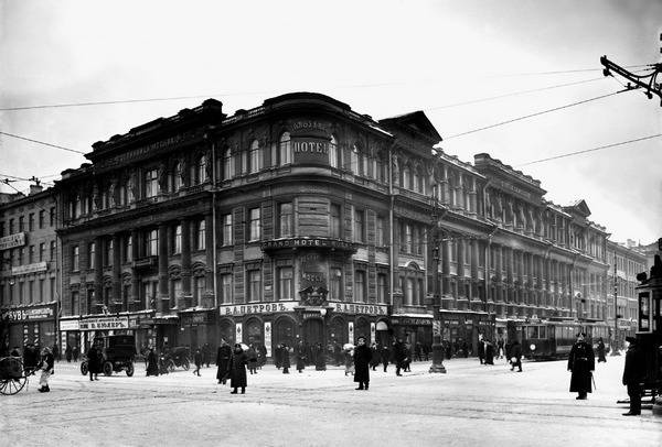 Иллюстрация к книге — Рестораны, трактиры, чайные. Из истории общественного питания в Петербурге. XVIII - начало XX века [i_053.jpg]