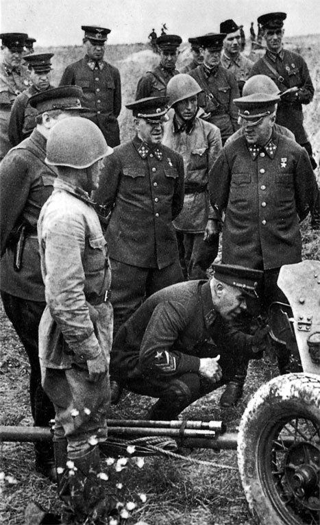 Иллюстрация к книге — Вторжение. 22 июня 1941 года [_1.jpg]