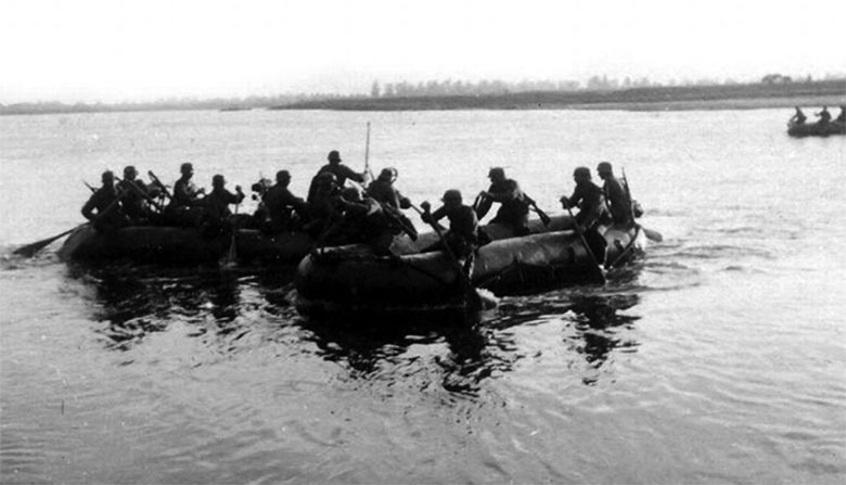 Иллюстрация к книге — Вторжение. 22 июня 1941 года [_72.jpg]