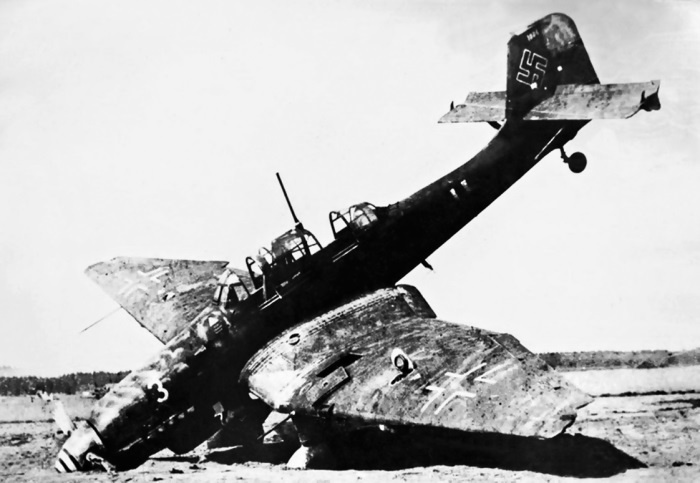 Иллюстрация к книге — "Штукас". Асы Блицкрига в бою [autogen_ebook_id13.jpg]