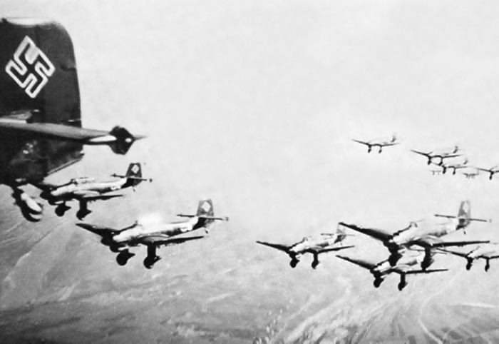 Иллюстрация к книге — &quot;Штукас&quot;. Асы Блицкрига в бою [autogen_ebook_id5.jpg]